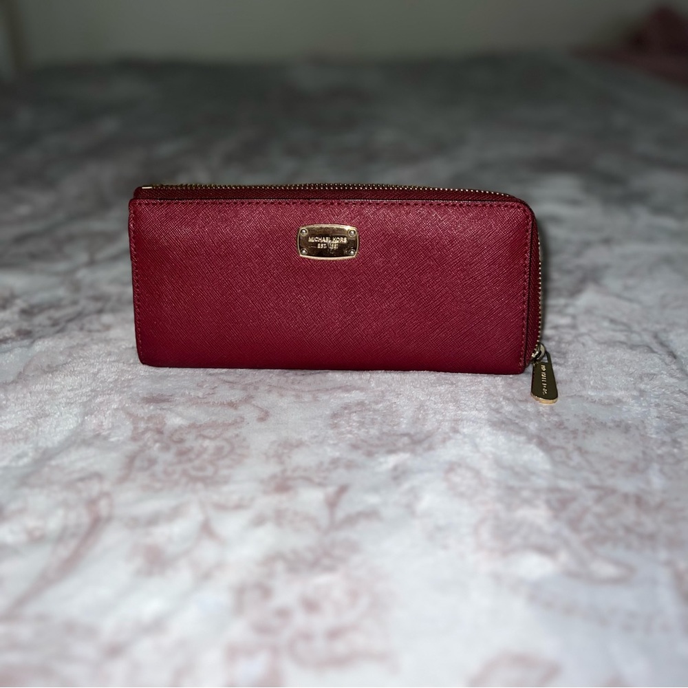 Michael kors wallet